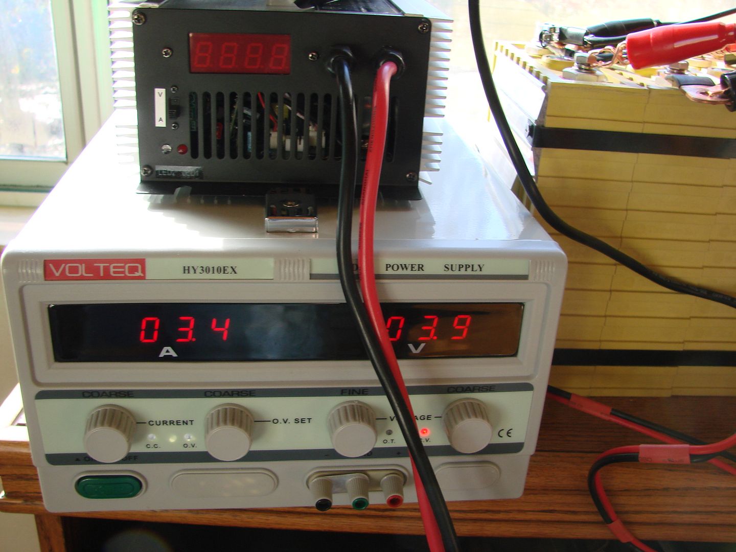 Can I charge individual lifepo4 batteries while in series? Circuit Diagram